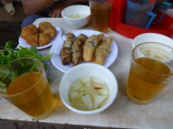 Vietnam Hanoi Straßenessen Streetfood